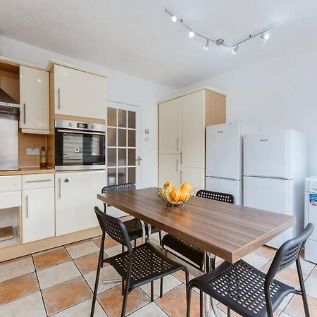 Comfortable Double Room For Your London Getaway Exterior foto