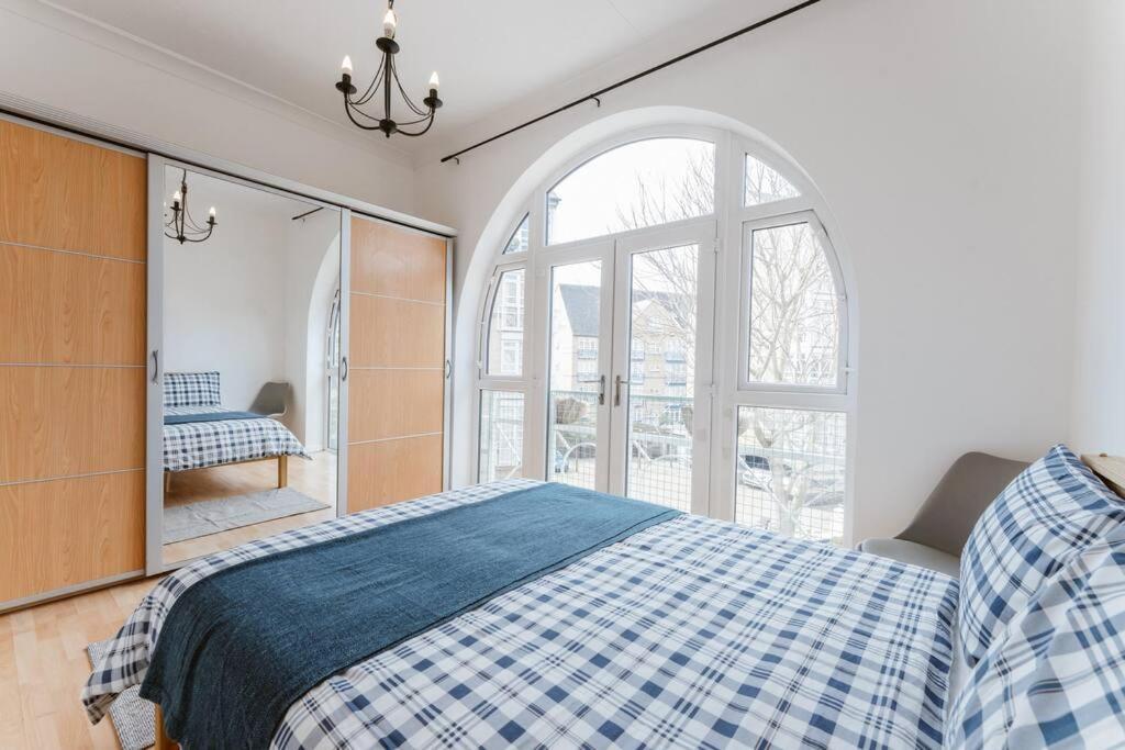Comfortable Double Room For Your London Getaway Exterior foto